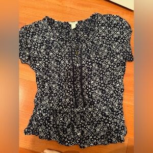 Forever 21 ruffle blouse